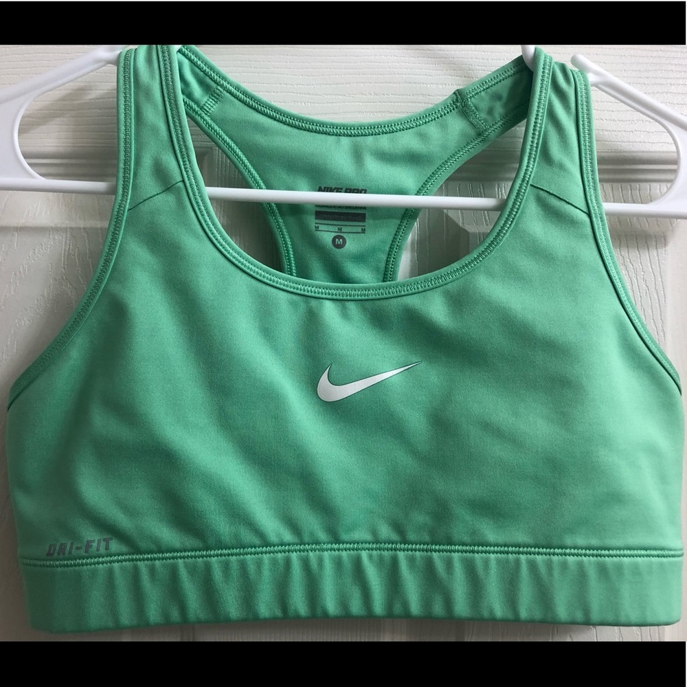Nike sports bra